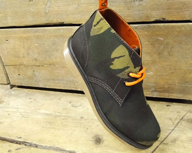 Dr. Martens Manton & Nixon 迷彩Wedge系列- A Day Magazine display picture 1