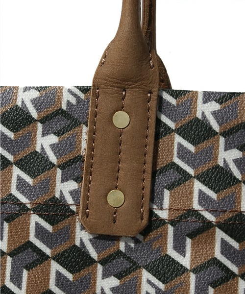 UNDERCOVER “Fuck Pattern” 主題Tote-Bag - A Day Magazine