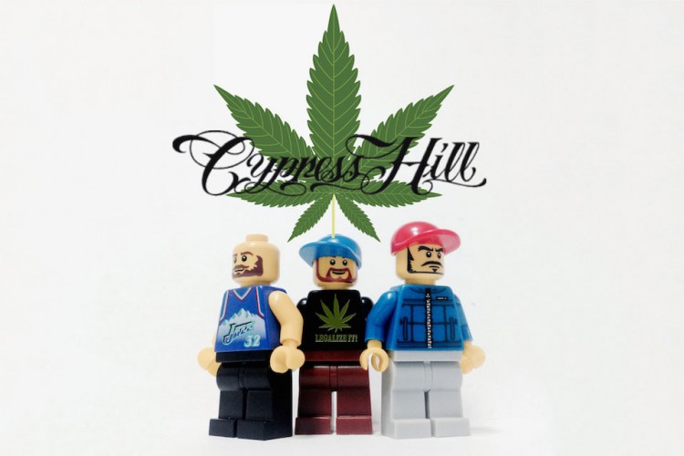 20 Iconic Bands Recreated in LEGO 1