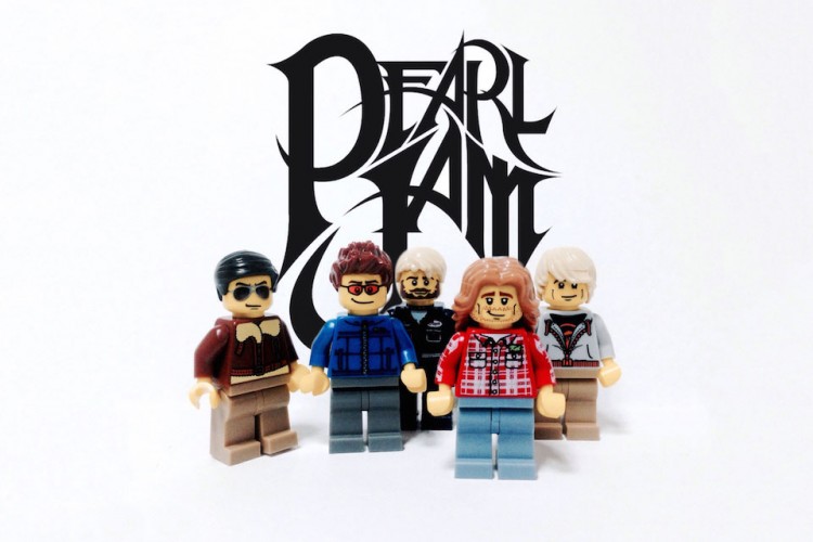 20 Iconic Bands Recreated in LEGO 16
