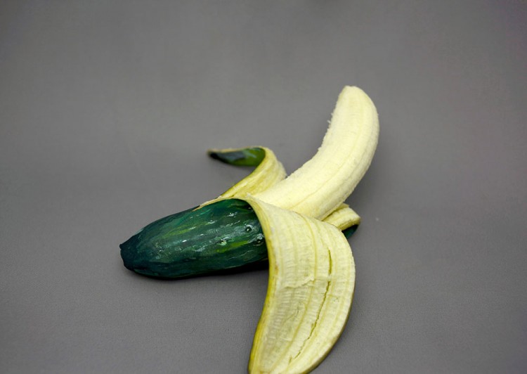 Artist Paints Common Foods to Other Foods  6