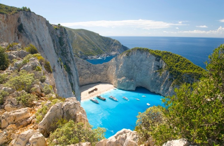 世界最美的海灘 — 希腊沉船灣Navagio 3