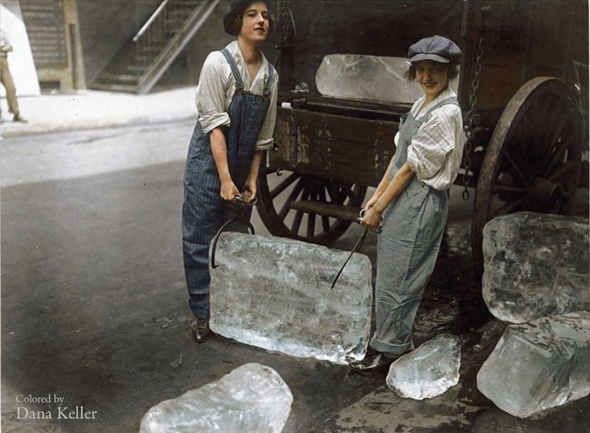 Historic Black and White Pictures Restored in Colour 2