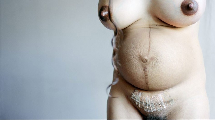 Raw, Uncensored Photographs Reveal The Ups & Downs Of Motherhood  11