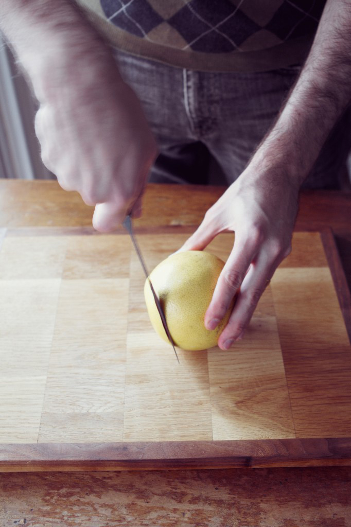 9 smart ideas to peel and cut fruits 16