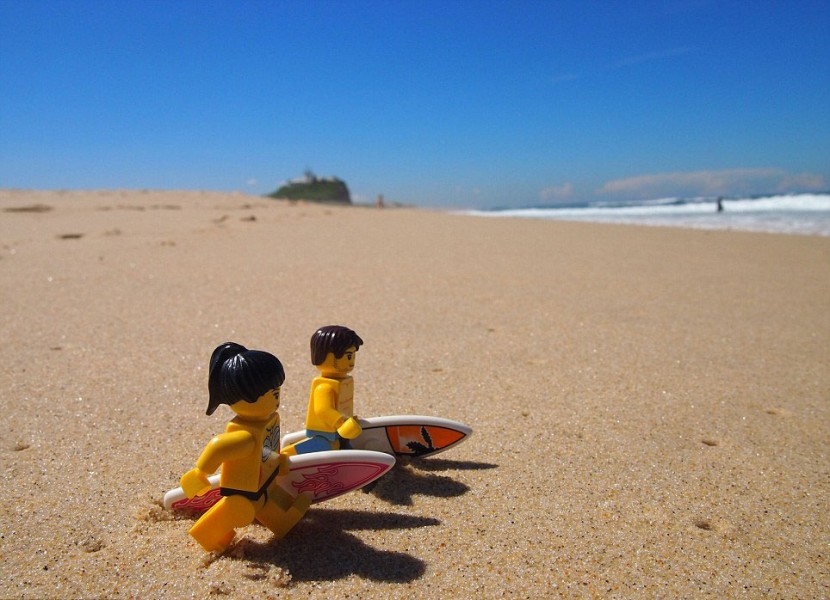 LEGO couple travel wrold 14