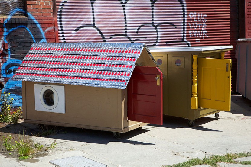 This Artist Turns Trash Into Homes For The Homeless  6