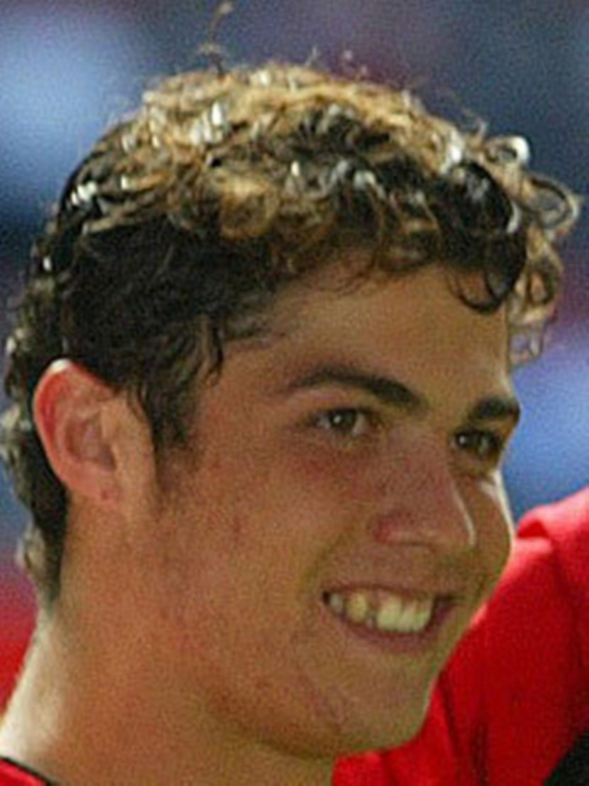 Cristiano Ronaldo Grow Up An Ugly Duckling 1
