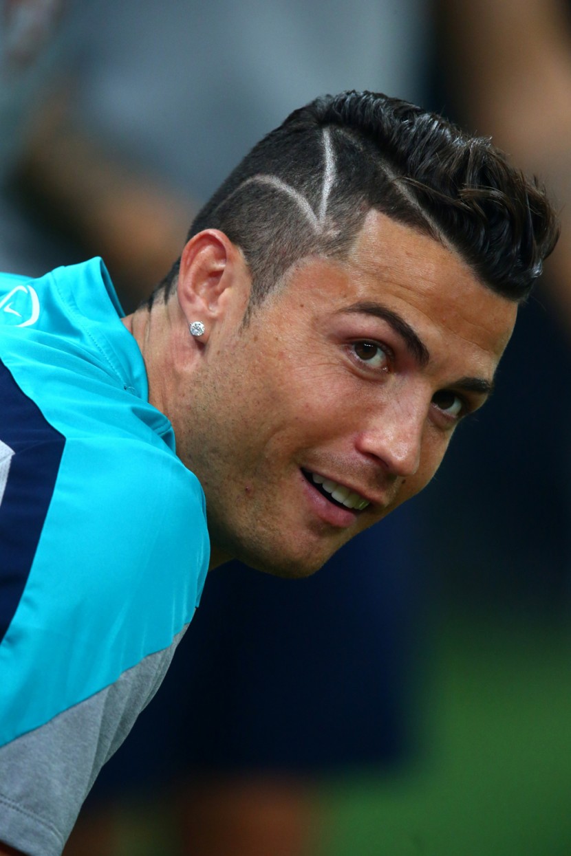 Was Cristiano Ronaldo's new zig-zag haircut a tribute to a child's brain surgery scars? 3