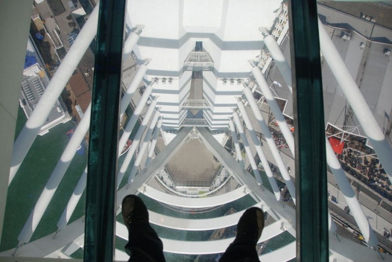 The 24 Most Terrifying Places In The World To Look Down 14