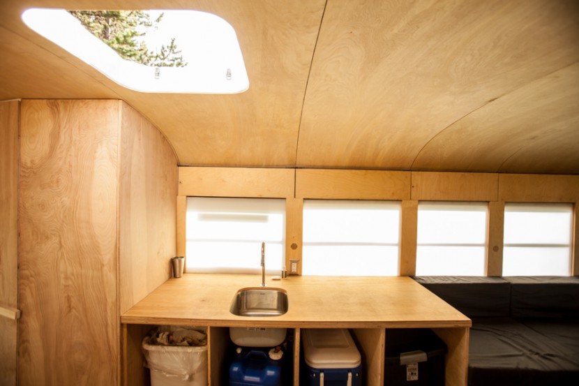 This Guy Was Sick Of Paying Rent, So He Converted A Bus Into His Dream Home 2