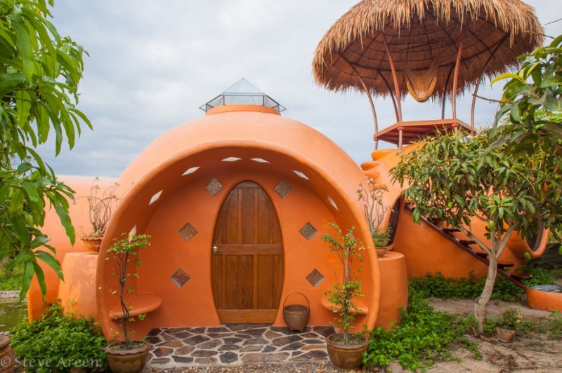 These 25 Unconventional Homes Make The Most Of A Unique place 7