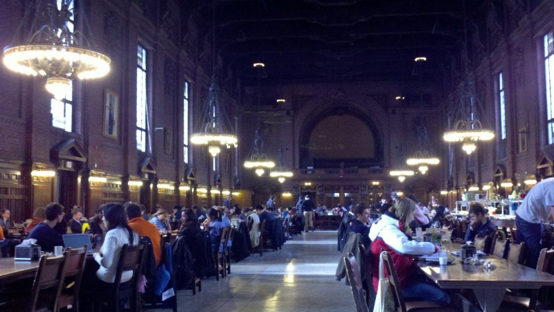 13 College Dining Halls That Look the same as Hogwarts 11