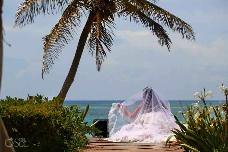 Bride's Heartbreaking Photos Show What Love Looks Like After Loss 3