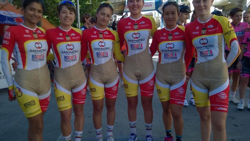 哥倫比亞女子單車隊隊服，被喻為是史上「最讓人尷尬」的運動服裝 6