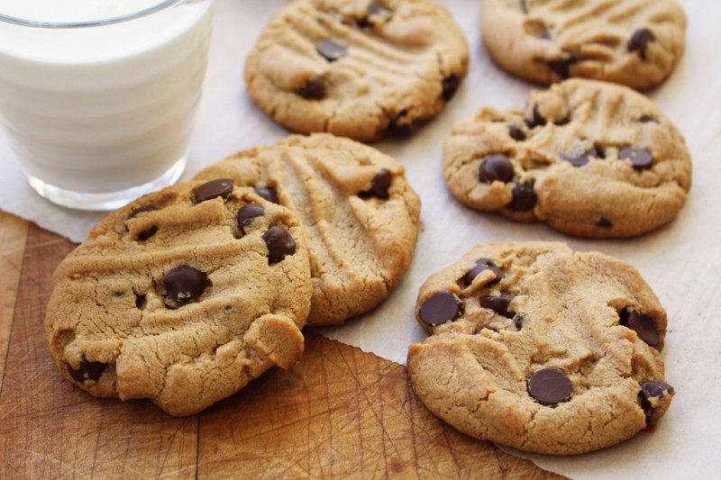 How To Bake The Most Delicious Chocolate Chip Cookie Ever  9