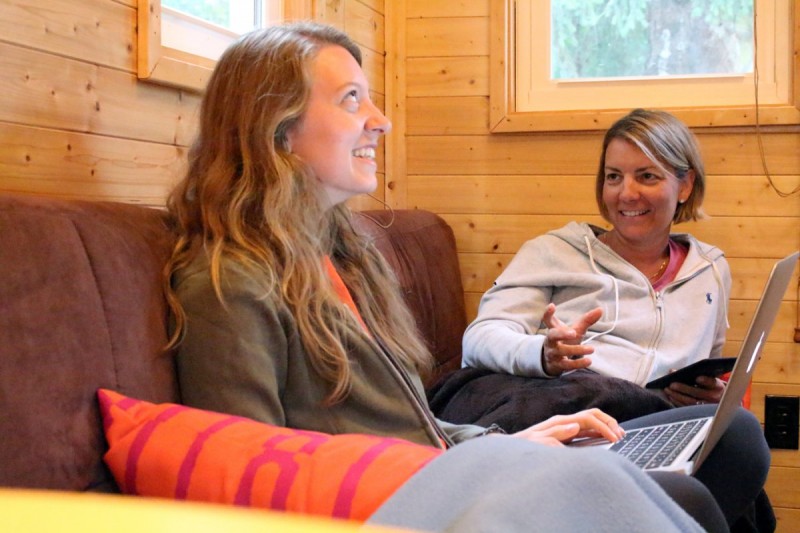 I Spent 3 Days In A 'Tiny House' With My Mom To See What Micro-Living is 20