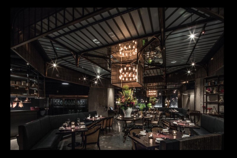 A Hong Kong Underground Restaurant Wins ‘World’s Best Interior’ Of 2014 4