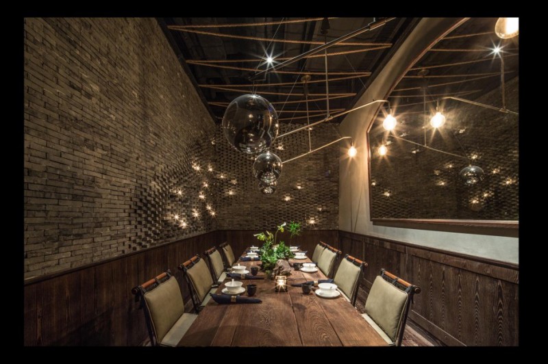 A Hong Kong Underground Restaurant Wins ‘World’s Best Interior’ Of 2014 9