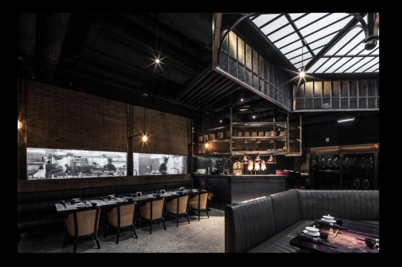 A Hong Kong Underground Restaurant Wins ‘World’s Best Interior’ Of 2014 13