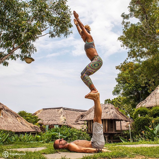 You'll Immediately Want To Grab Your S.O. And Exercise After Seeing This Couple's Instagrams 13