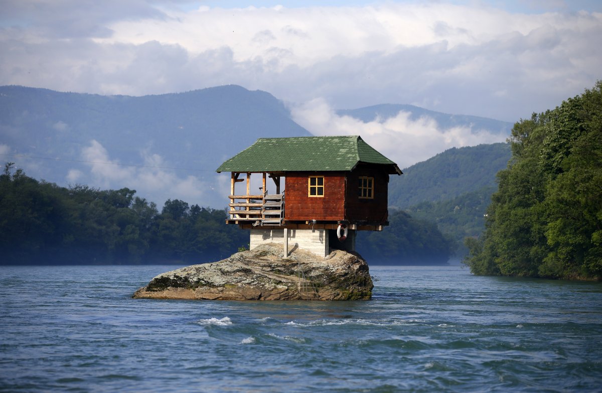 25 of the weirdest houses from around the world 25