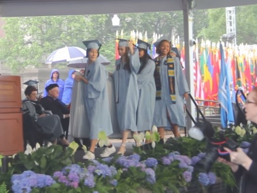 In awe of Emma Sulkowicz, who carried her mattress during her Columbia graduation 3