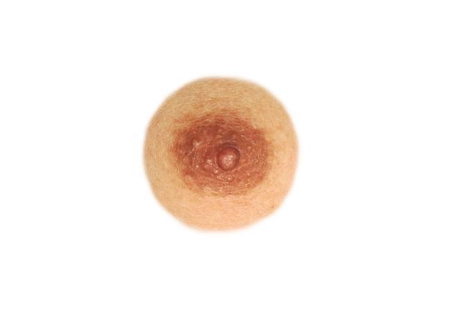 Women are Photoshopping male nipples over their own to protest Instagram's censorship 1