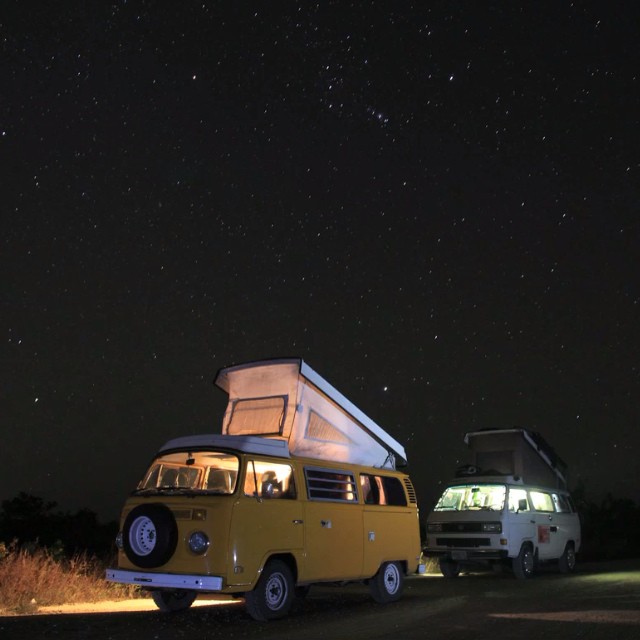 A couple has been road tripping across the US for 3 years and took these incredible pictures 20