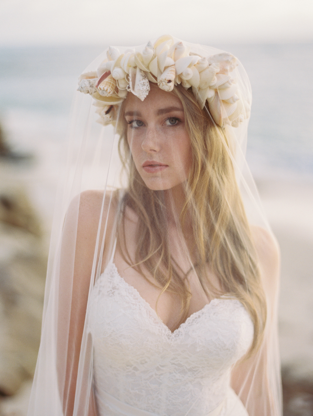 9 Free-Spirited Ways to Be a Gorgeous Bohemian Bride 33