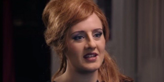 Adele 假扮 Adele，直到 "Jenny" 開口唱歌，其他模仿者全都驚呆了 1