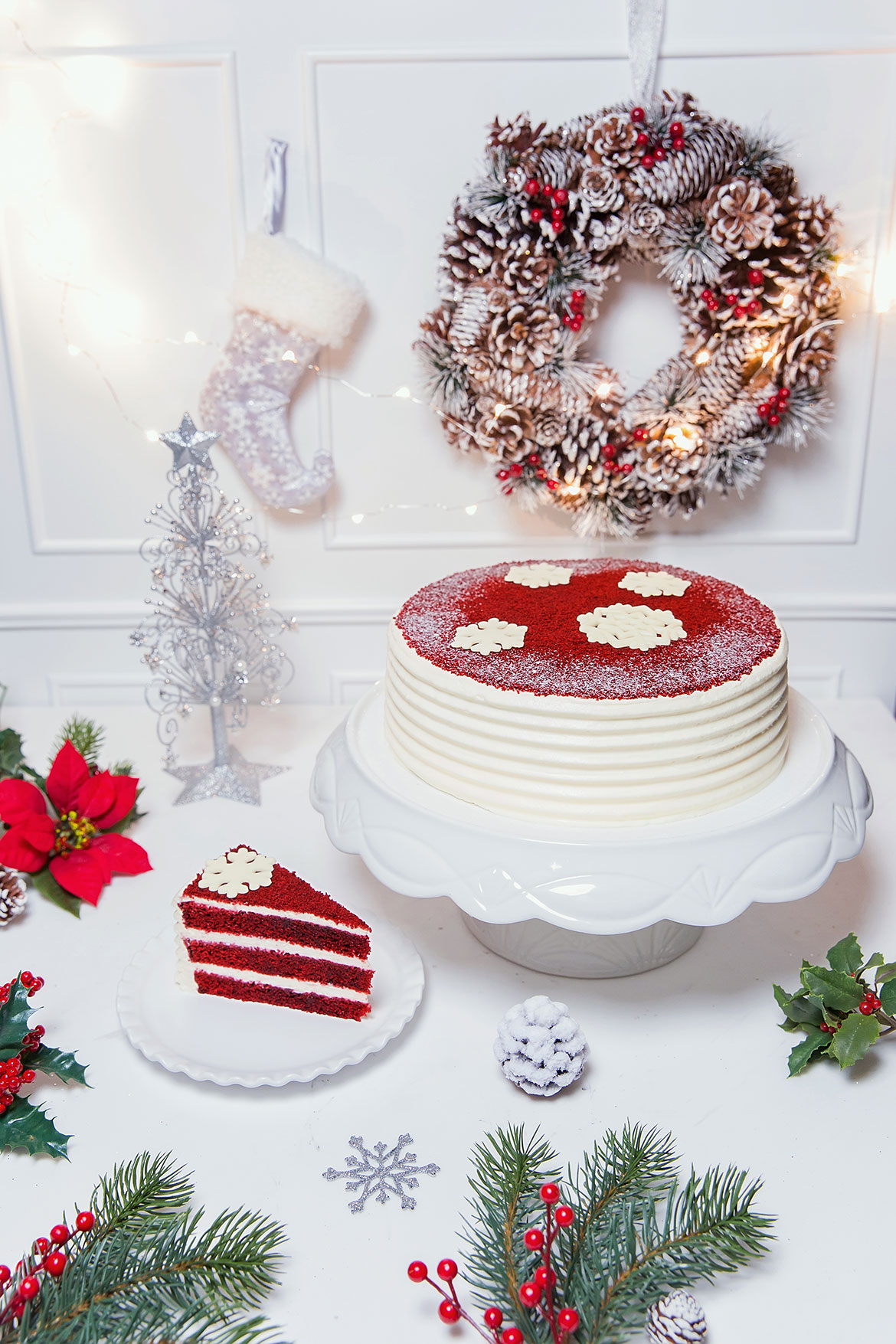 抱一個回家過聖誕 : Lady M 推出12月限定特別版「紅絲絨蛋糕」 1