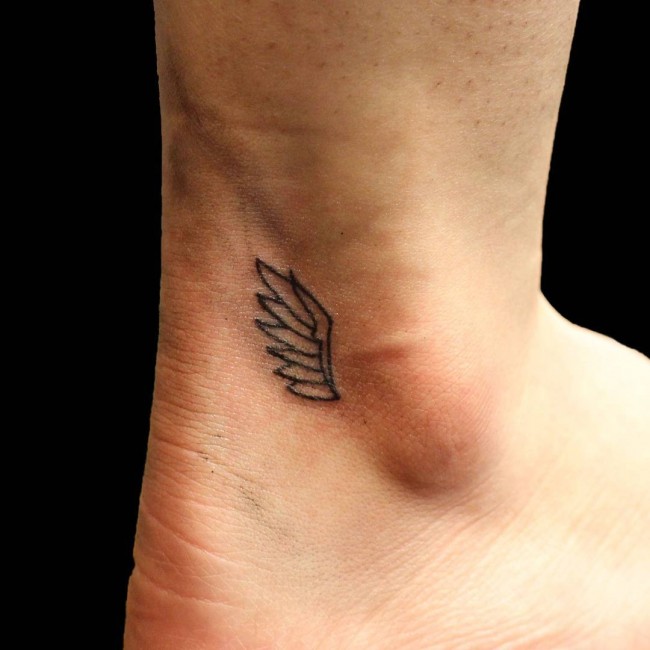 Ankle Tattoos：這 20 張「腳踝」質感刺青，能給你更多想留下紀念的理由！ 1