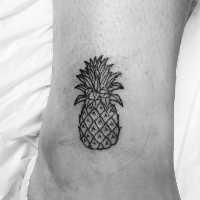 Ankle Tattoos：這 20 張「腳踝」質感刺青，能給你更多想留下紀念的理由！ 10