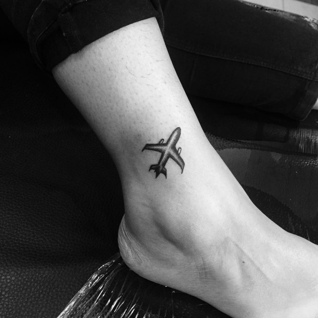 Ankle Tattoos：這 20 張「腳踝」質感刺青，能給你更多想留下紀念的理由！ 17