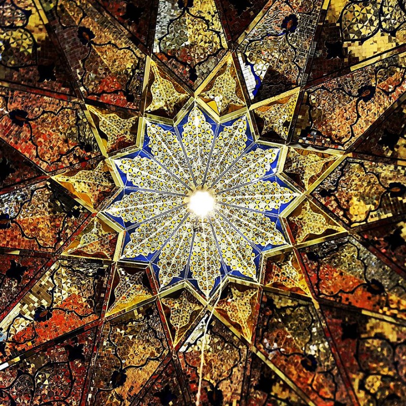 Beauty ceilings：來自伊朗清真寺裡的永恆煙火，只有抬頭才能遇見！ 1