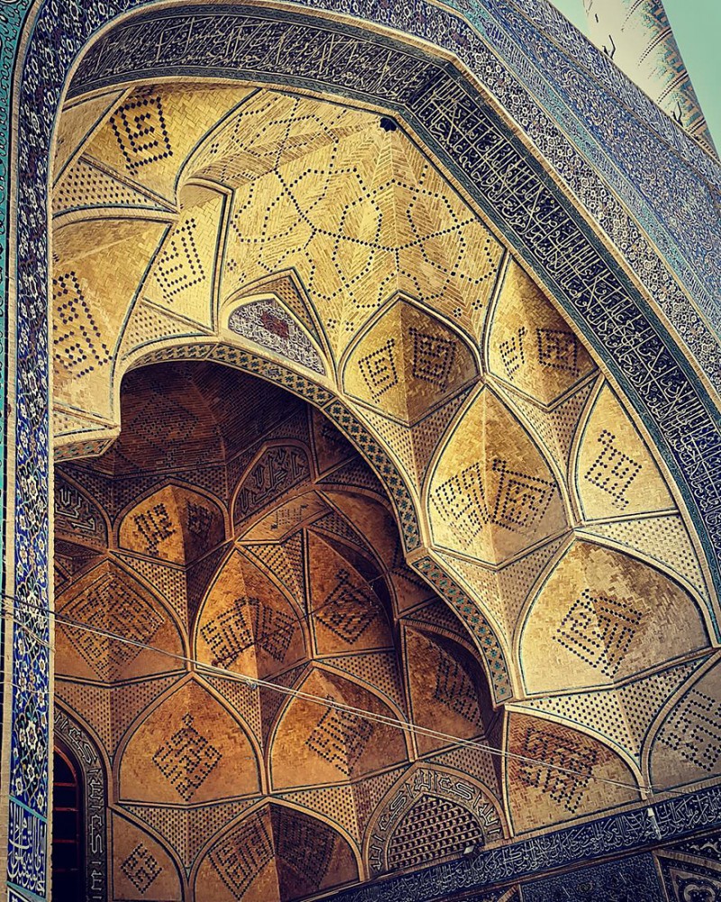 Beauty ceilings：來自伊朗清真寺裡的永恆煙火，只有抬頭才能遇見！ 3