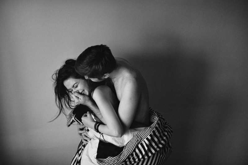 This photographer captures love just as it is 14