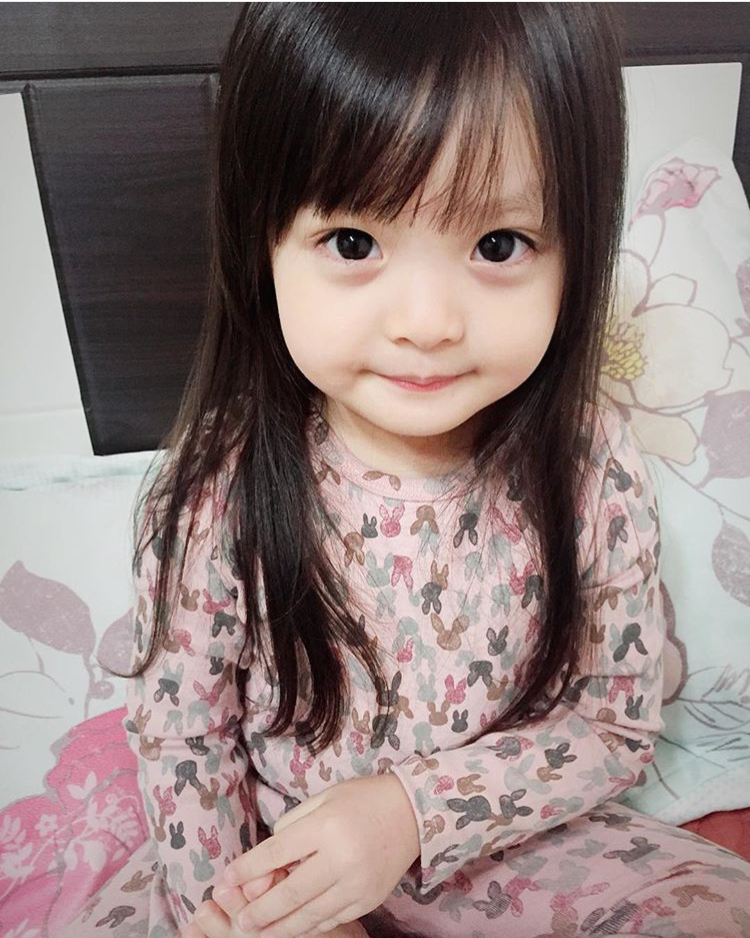 吸引45萬名網友關注的日韓混血小女孩—JaeEun 1