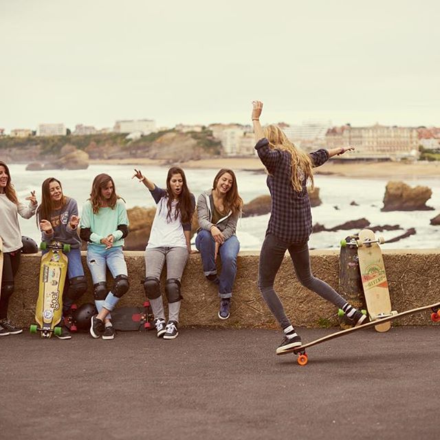@valeriakechichian and the Longboard Girls Crew 11