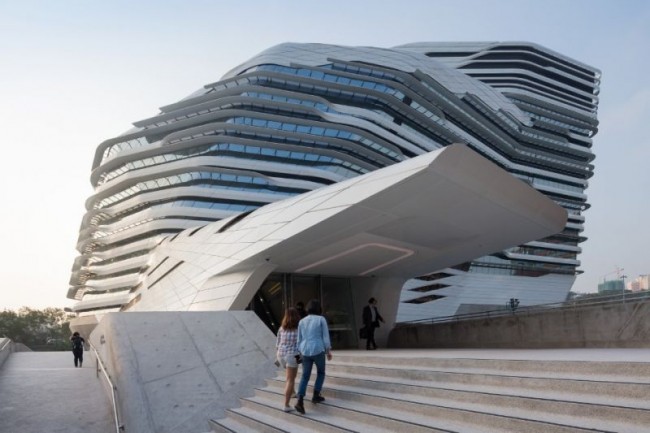 致永遠的建築女王：讓我們重新感受 Zaha Hadid 帶給世人的精采鉅作！ 23