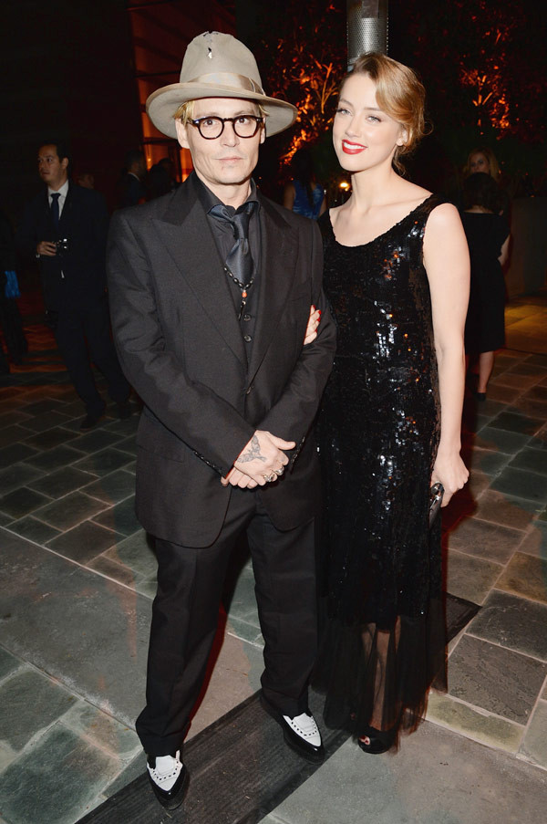 新婚 15 個月，Johnny Depp 與 Amber Heard 離婚 2