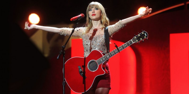 令全球粉絲心碎的好消息：不到 1 個月，Taylor Swift 有了新的交往對象！ 5