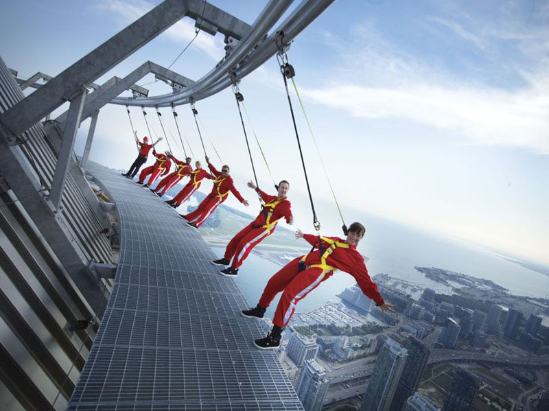 17 Tourist Activities That Would Be A Nightmare For People With A Fear Of Heights 4