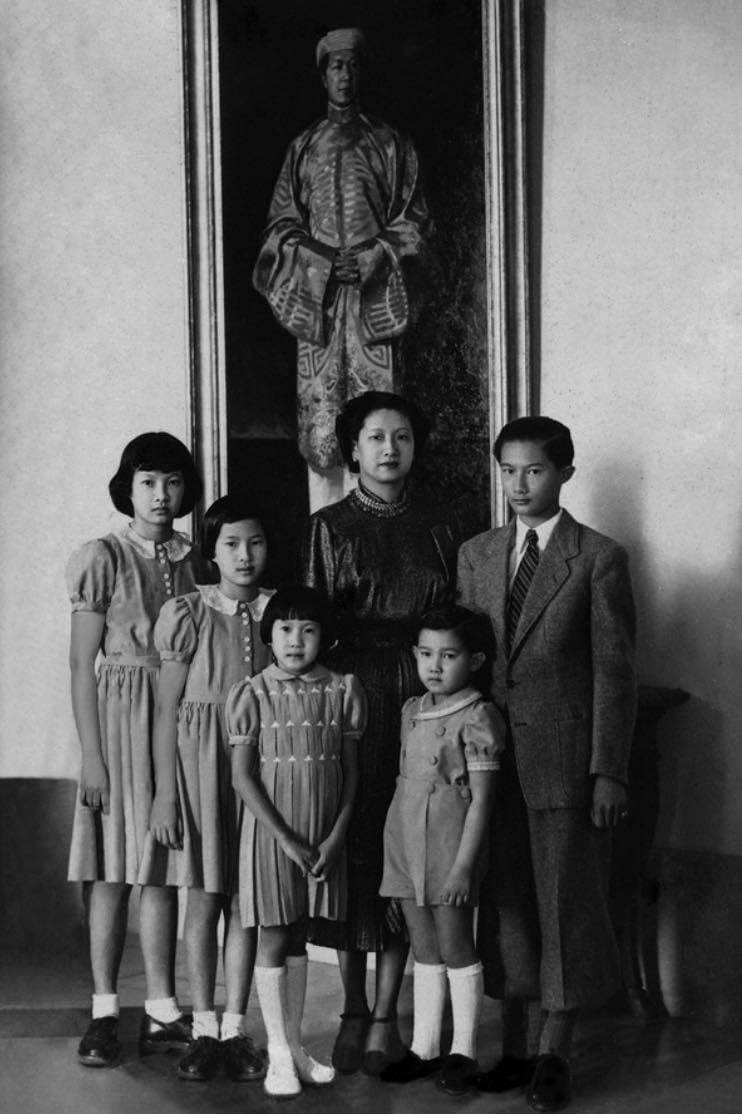 图片[13] - 从名门千金、惊艳欧洲的「东方维纳斯」，到最后孤死异乡！越南「末代皇后」一生美丽凄凉！ - 我的世界基岩版中文站 - 我的世界基岩版中文站