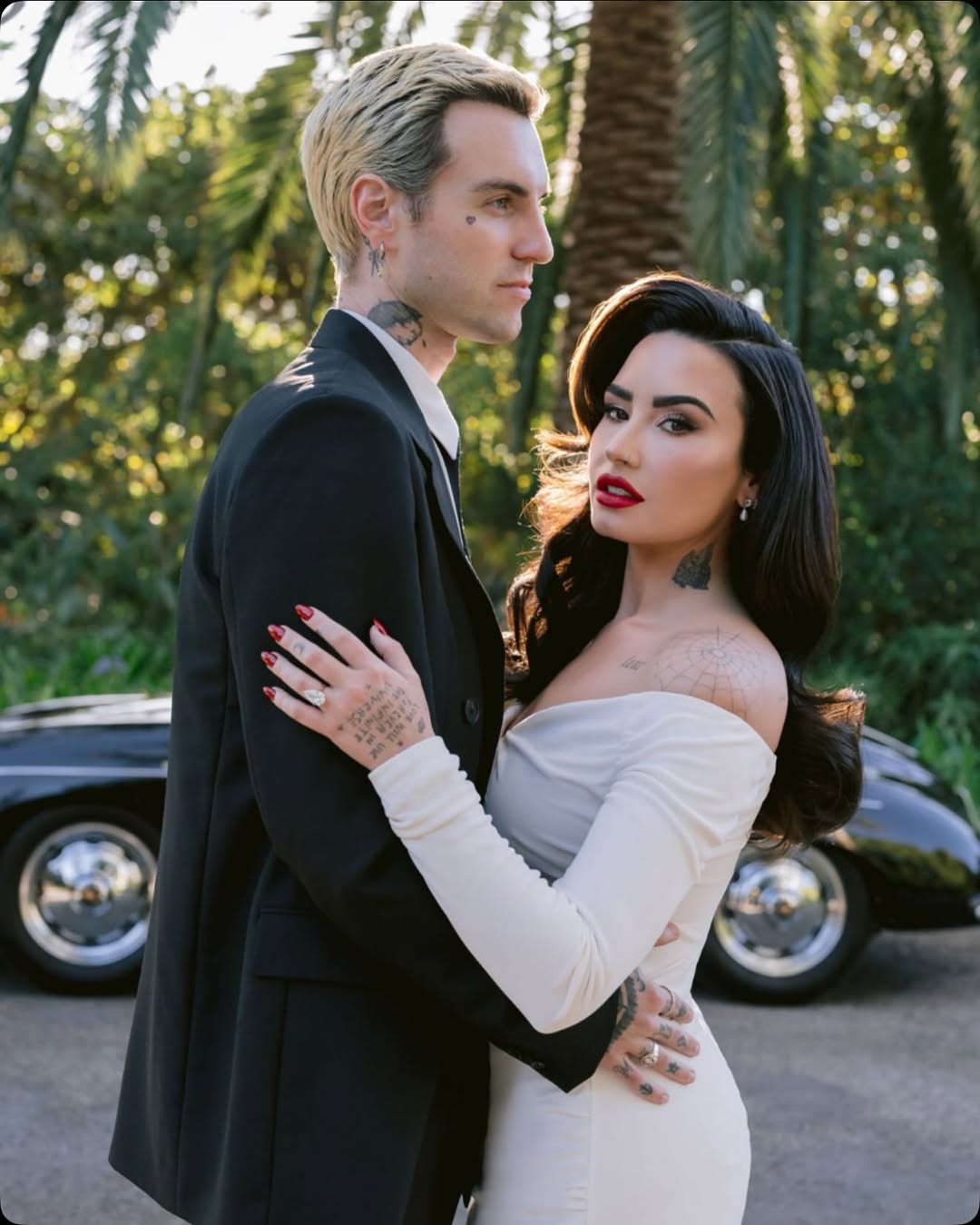 Demi Lovato 终于遇到对的人，月底要举办婚礼了！走过低潮，曾出柜为泛性恋者，幸福全凭坚持！ - 我的世界基岩版中文站 - 我的世界基岩版中文站
