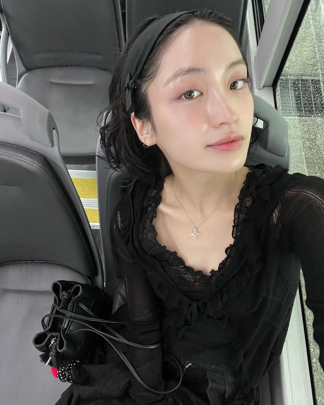 图片[4] - BABYMONSTER 日籍成员 Asa 有个漂亮姐姐！曾当偶像，如今拥有时尚品牌，美貌被赞是天生明星！ - 我的世界基岩版中文站 - 我的世界基岩版中文站