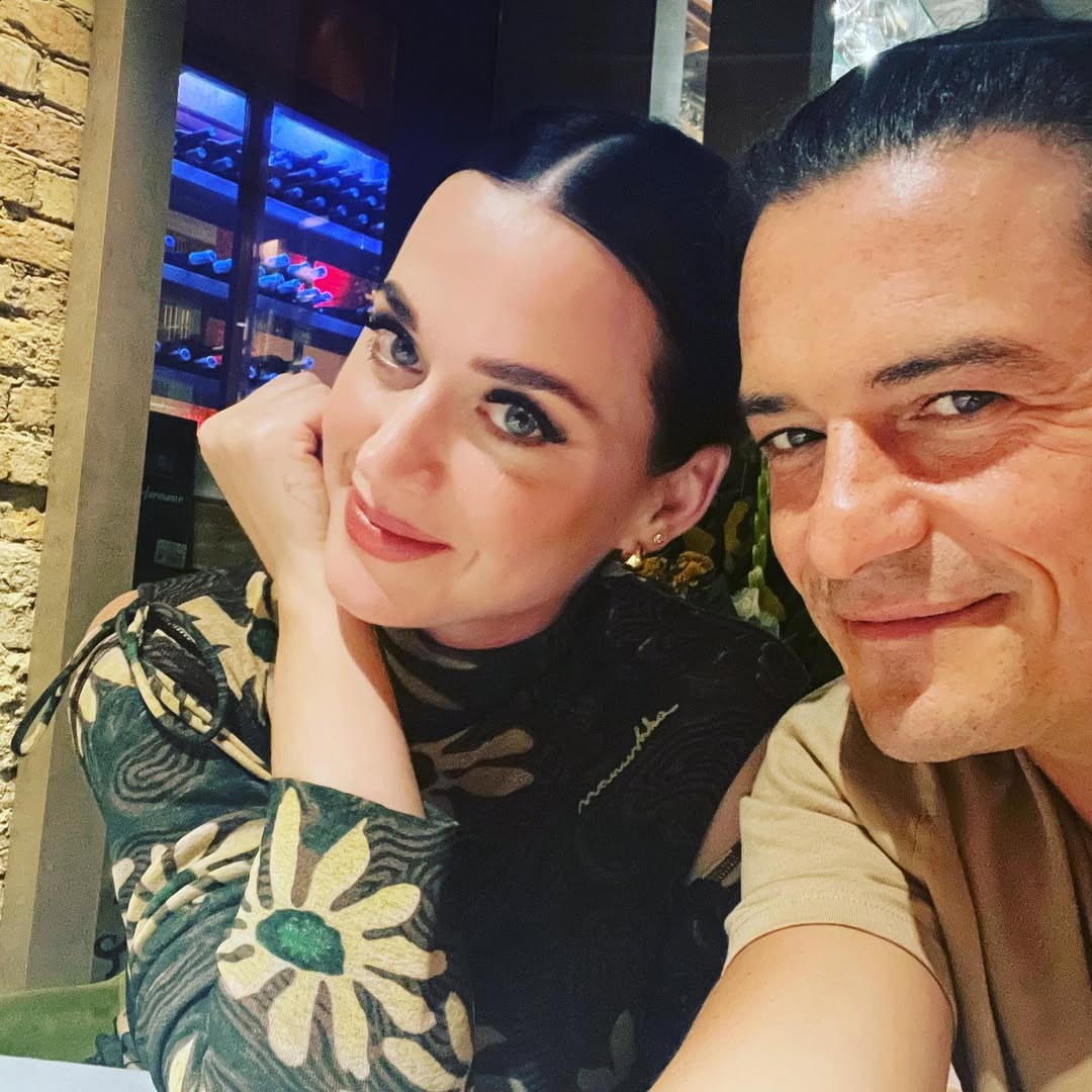 图片[2] - 凯蒂·佩里曾被前夫以短讯说离婚！跟 Orlando Bloom 结束 9 年情，她最庆幸两人没结婚！ - 我的世界基岩版中文站 - 我的世界基岩版中文站