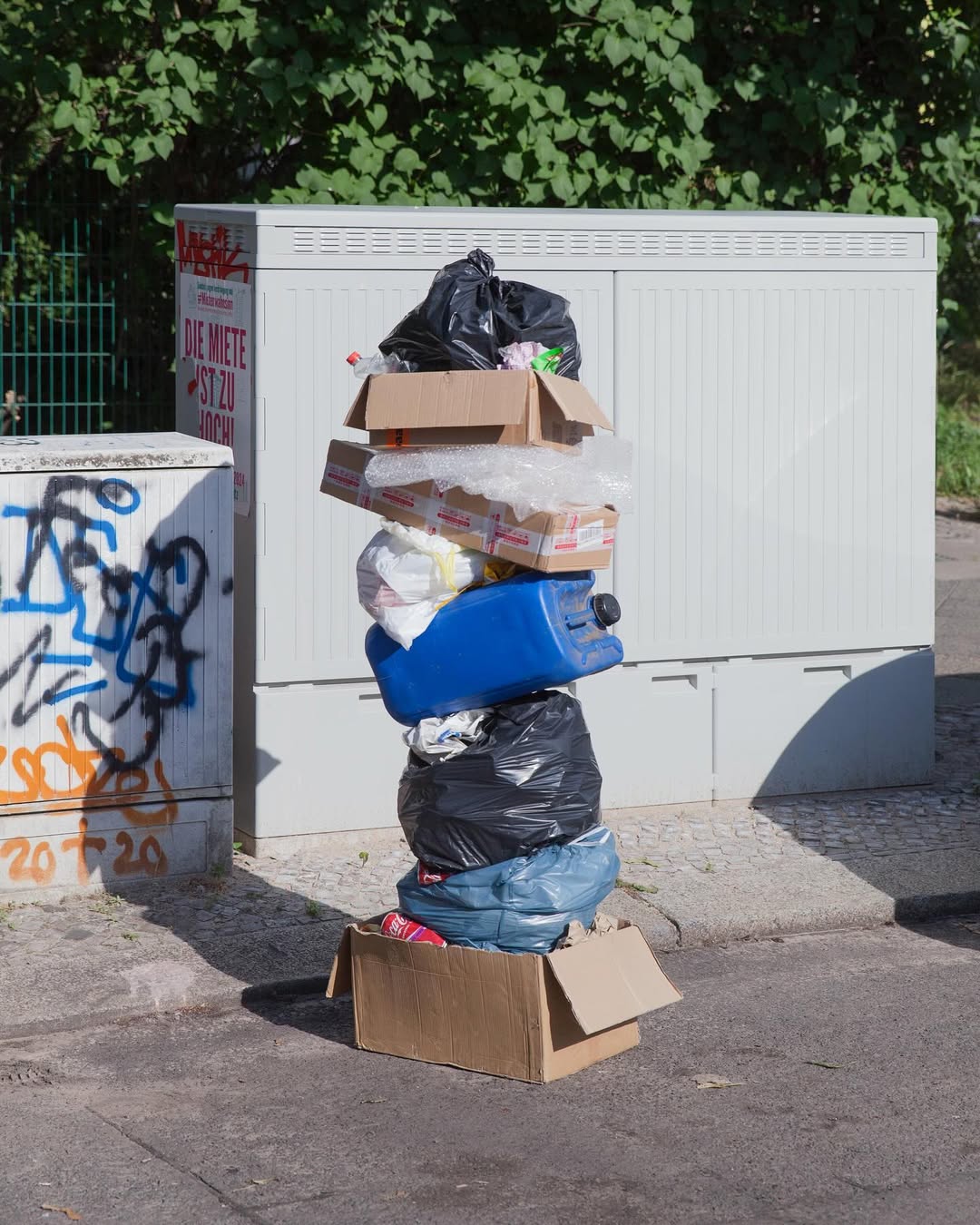 图片[5] - 开着淹没的小屋在水上漂，荷兰这栋卡通般可爱的Motor Home！创作故事悲伤得让人笑不出来！ - 我的世界基岩版中文站 - 我的世界基岩版中文站