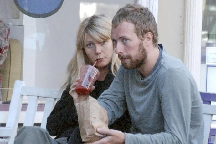 图片[6] - Chris Martin 的新对象是 Sophie Turner 不用意外！他就喜欢文艺女神，尽情享受恋爱是单身美事！ - 我的世界基岩版中文站 - 我的世界基岩版中文站